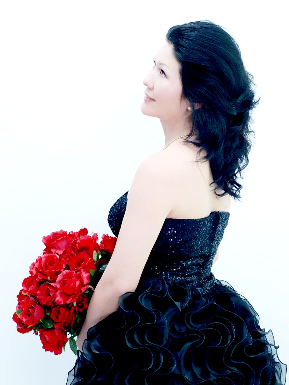 Елена Леджинова